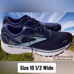 Brooks Ghost 14 Sneakers 10 1/2 Wide